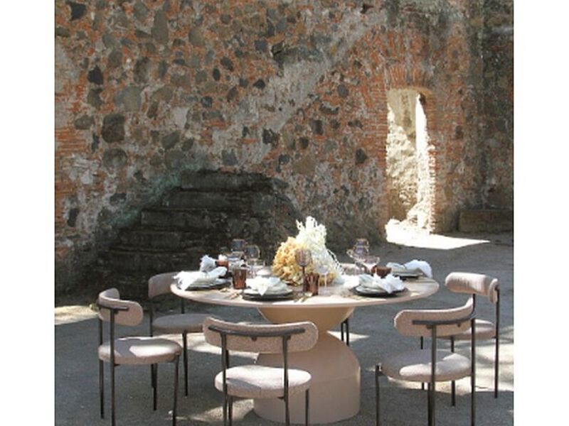 MESA DE COMEDOR BOUCLE
