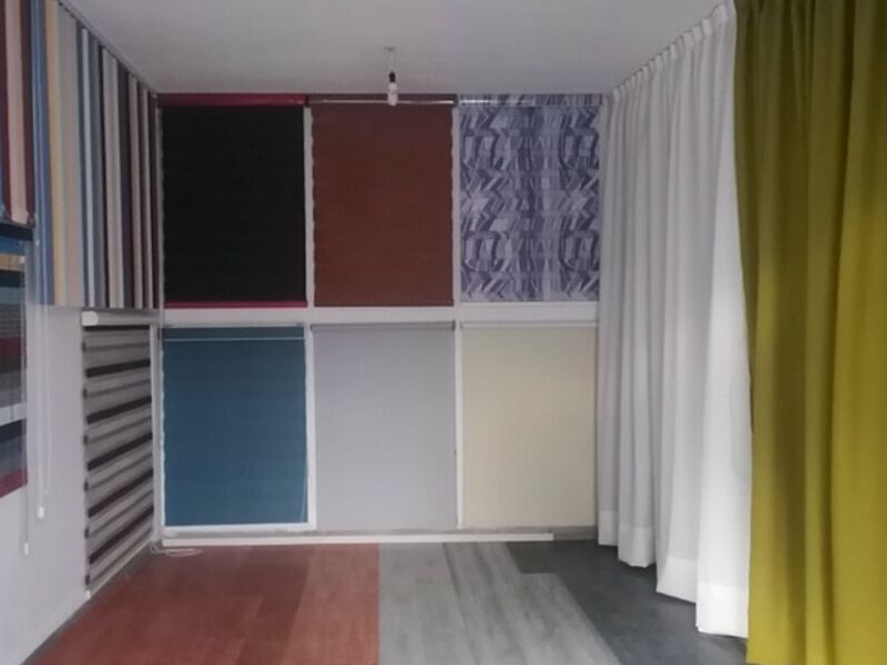TEXTILES MULTICOLOR