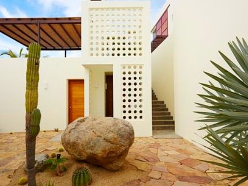MULTICOLOR HOME