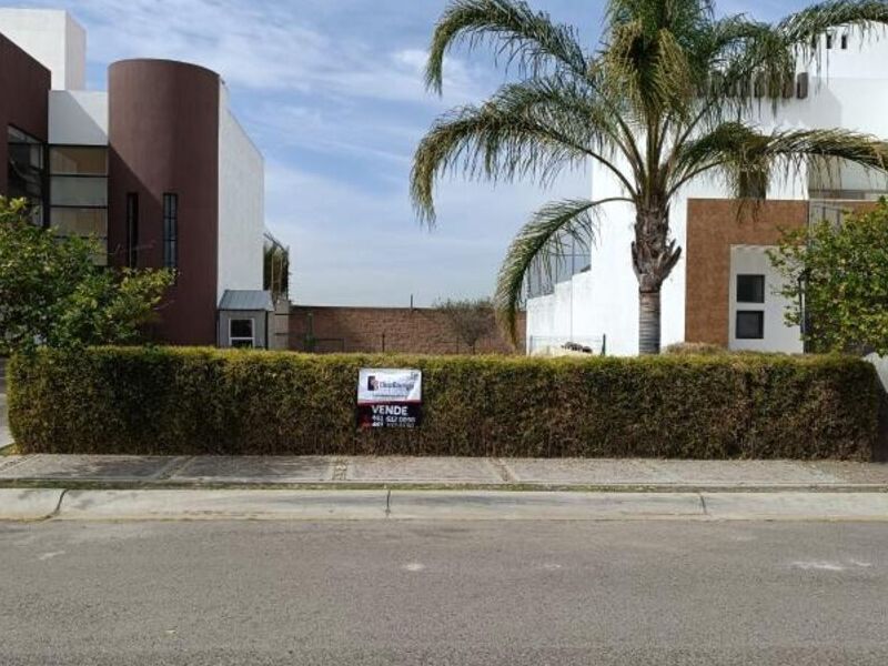 Terreno venta JARDIN Celaya