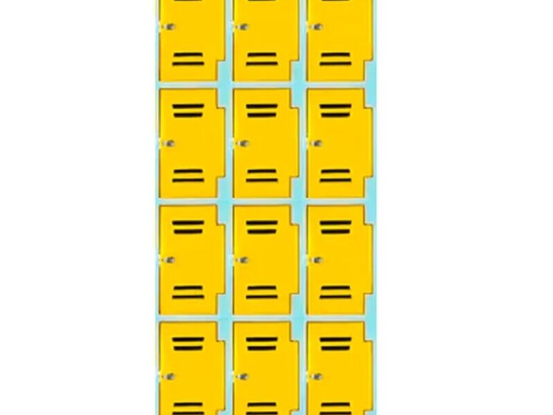 LOCKER TITTLE