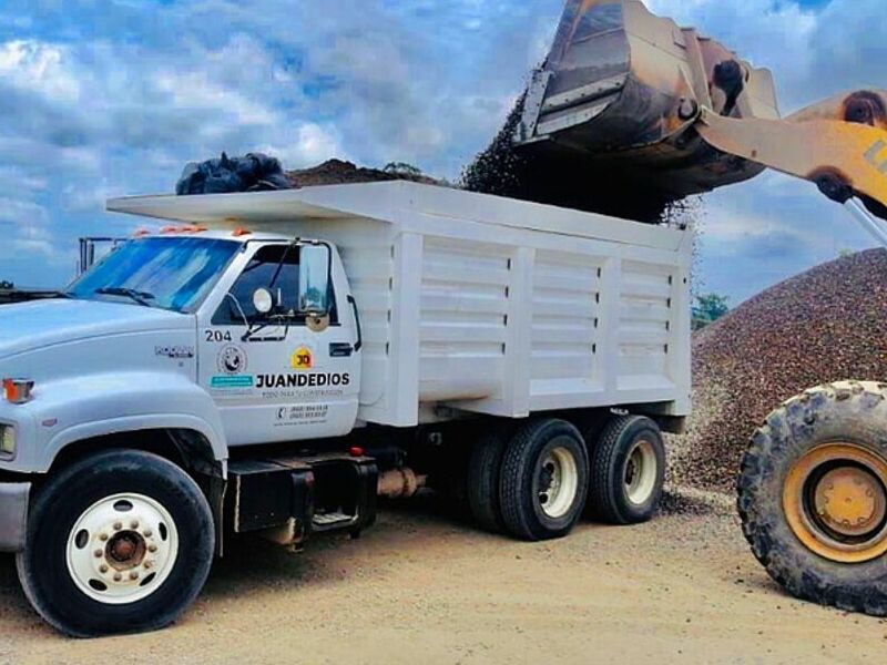 Transporte de escombros México