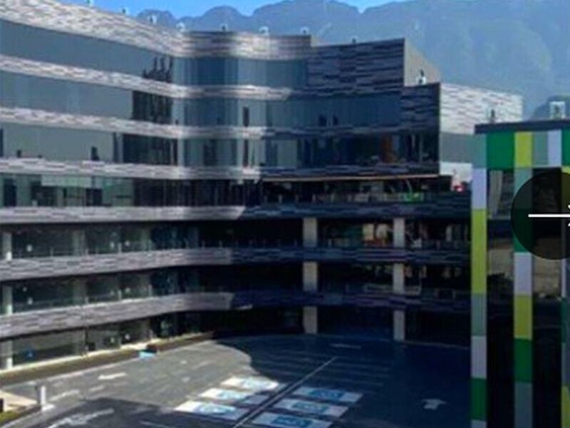 Plaza Comercial SAAGHI Mexico