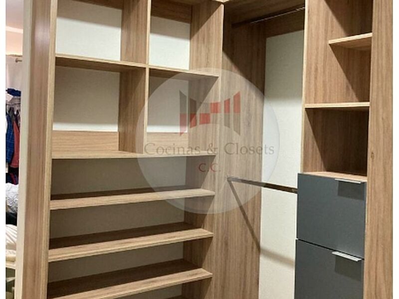 Clóset vestidor madera