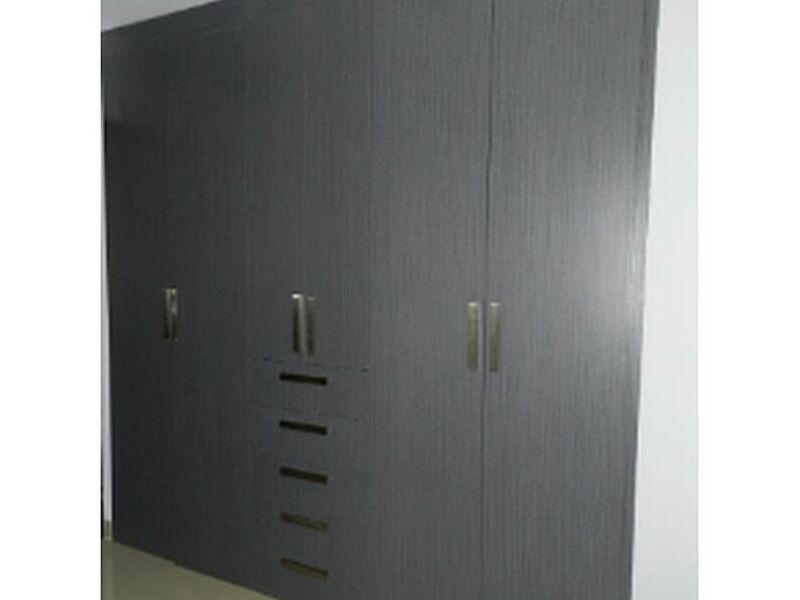 Clóset color gris madera