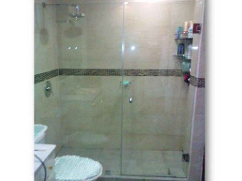 Puertas baño corredizas vidrio templado 
