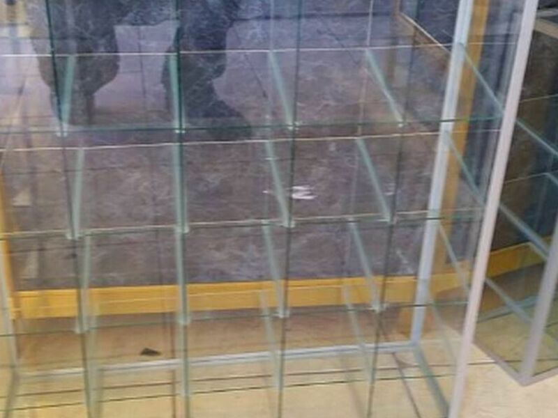 Vitrina vidrio templado 6 filas México