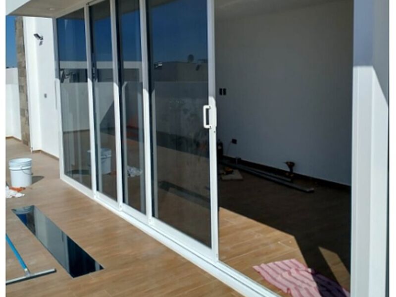 Puerta corrediza vidrio templado