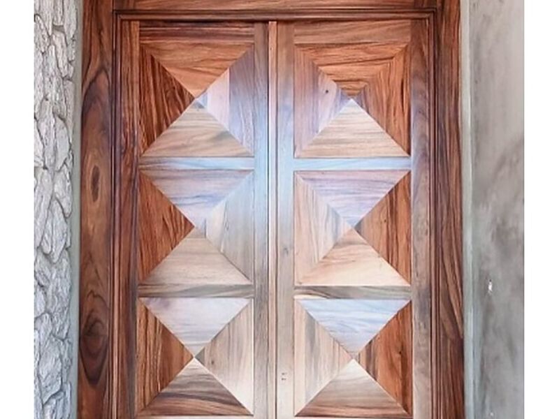 Puerta principal diseño moderno México