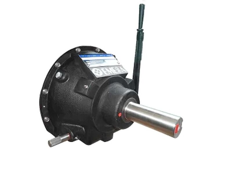 MOTOR CON TOMA DE FUERZA