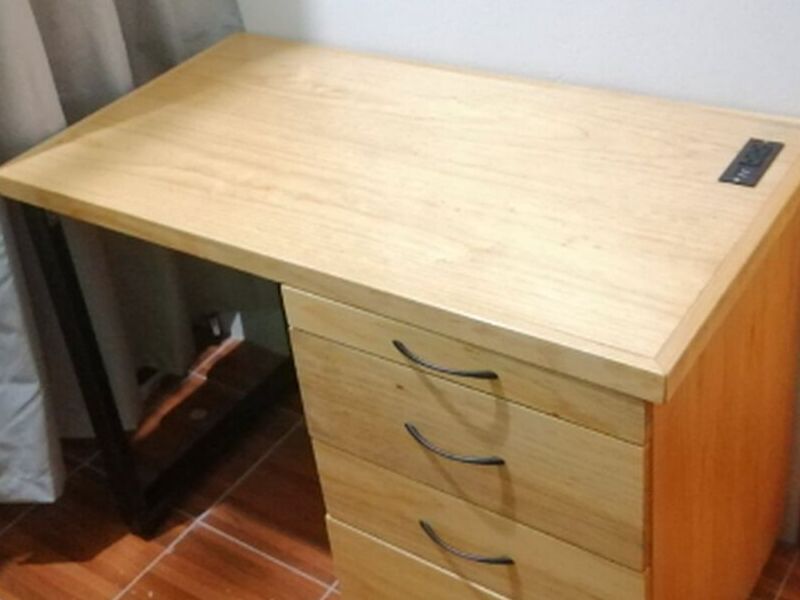 Escritorio tono natural México 