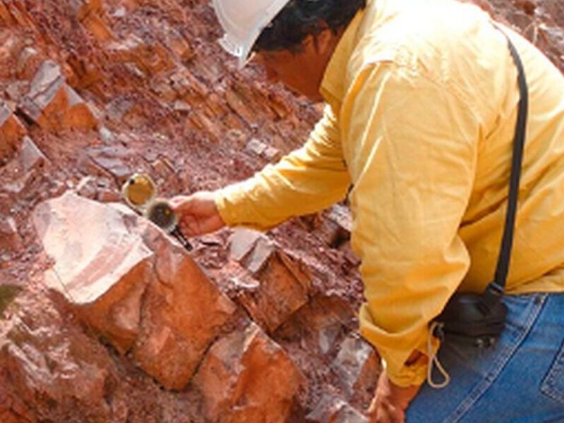 ESTUDIOS GEOLOGICOS