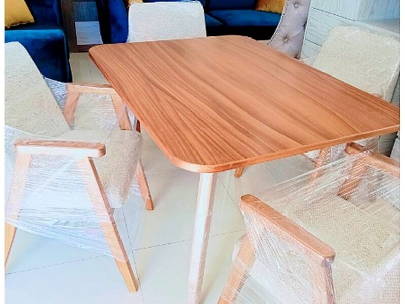 Comedor 4 sillas madera