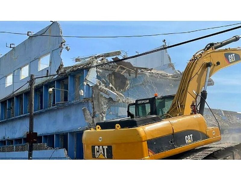 Demoliciones escuelas