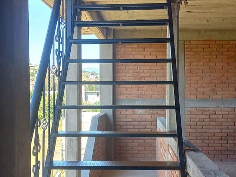 Escalera Recta México