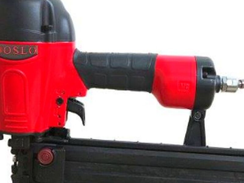 Pistola de Clavos Neumática TO020 México