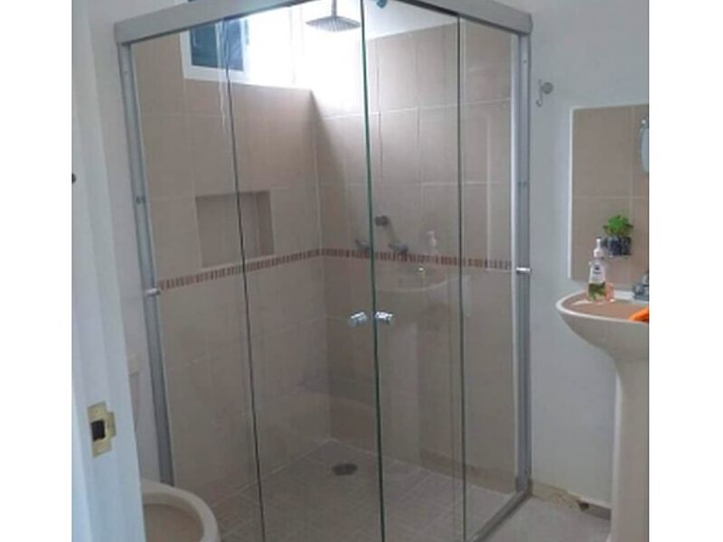 Vidrio templado canceles baño transparente