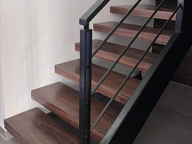 Escalera Nogal México