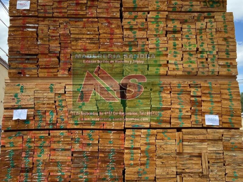Madera Ayacahuite México