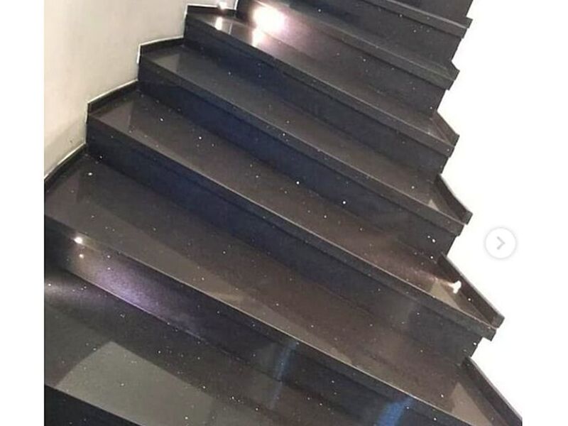 Escaleras de marmol y cuarzo Durango