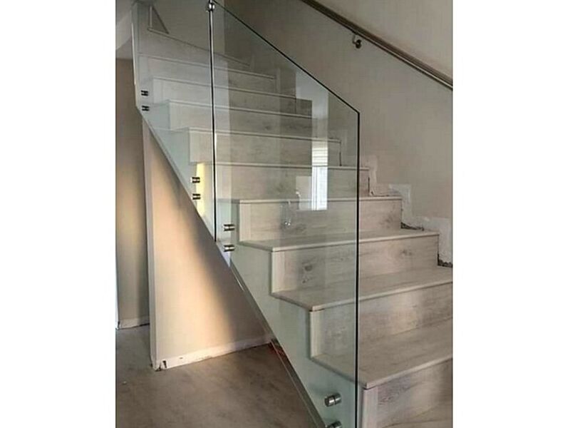 Barandal escalera Santa Catarina