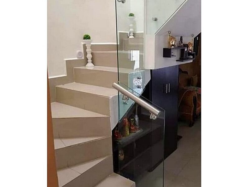 Barandal escalera 3 Santa Catarina