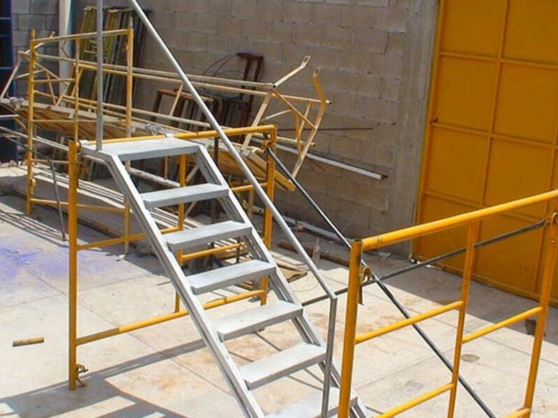 Andamio escalera México