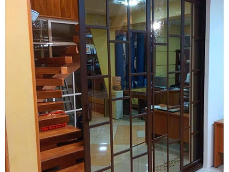 Puerta abatible doble -México