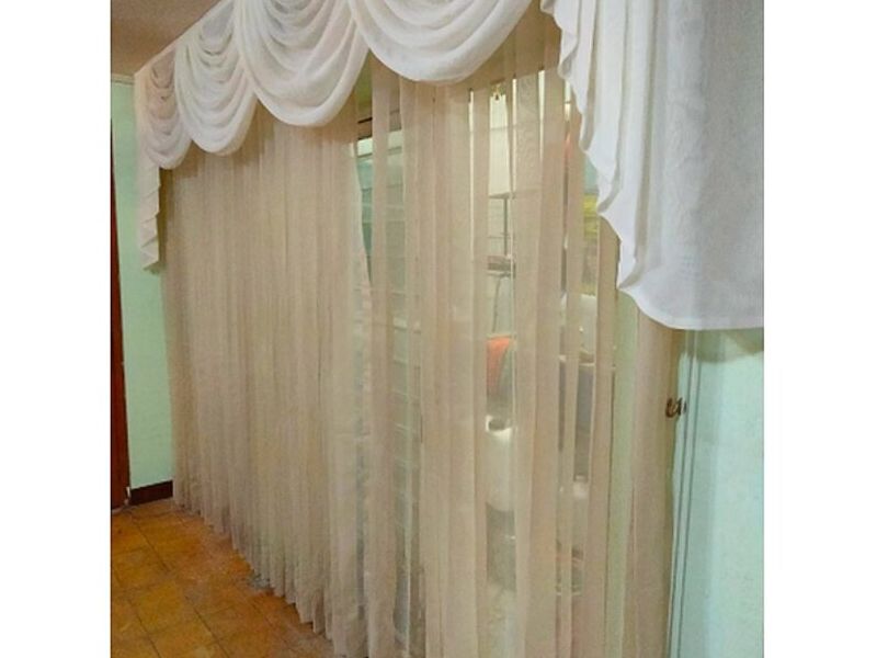 Cortina decoración beige