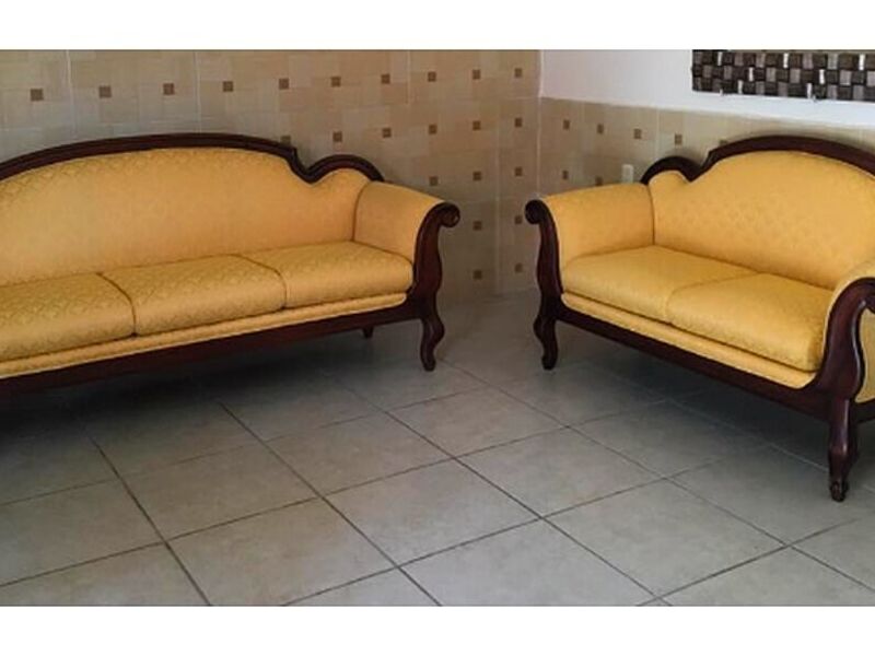 Sillones color crema México