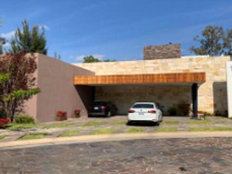 CASA LUJO LEON MEXICO
