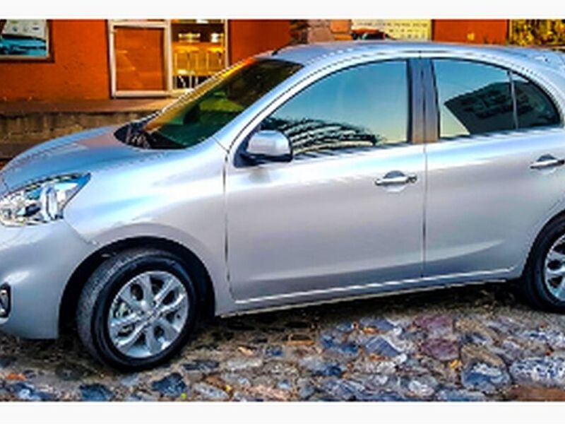 Standard NISSAN March México