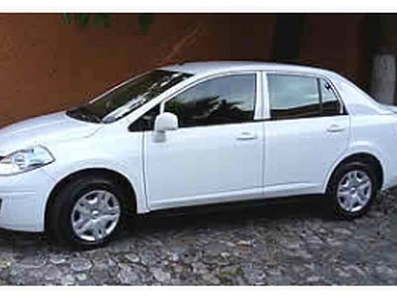 Standard - Automático NISSAN Tiida México