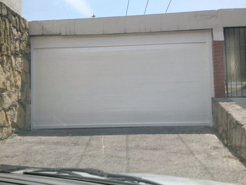 Puerta Garaje México