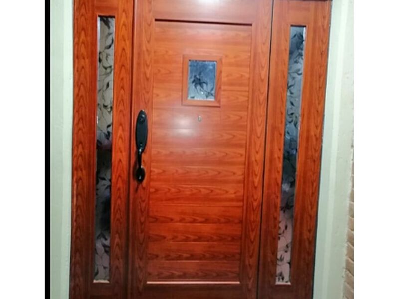 Puerta aluminio cafe Mexico 