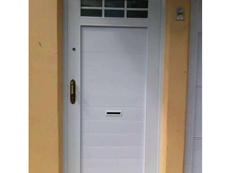 Puerta aluminio blanco Mexico 