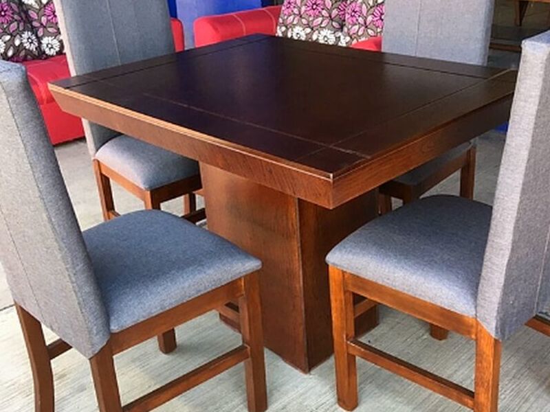 Comedor 4 sillas tapizadas México