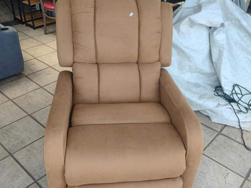 Sillón Reclinable Beige Morelia 