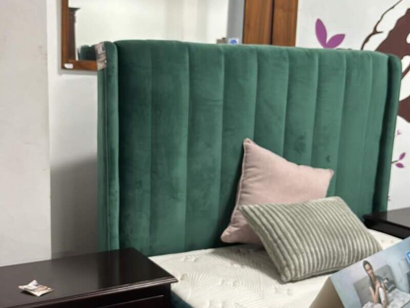 Cama Habitación Verde Uriangato