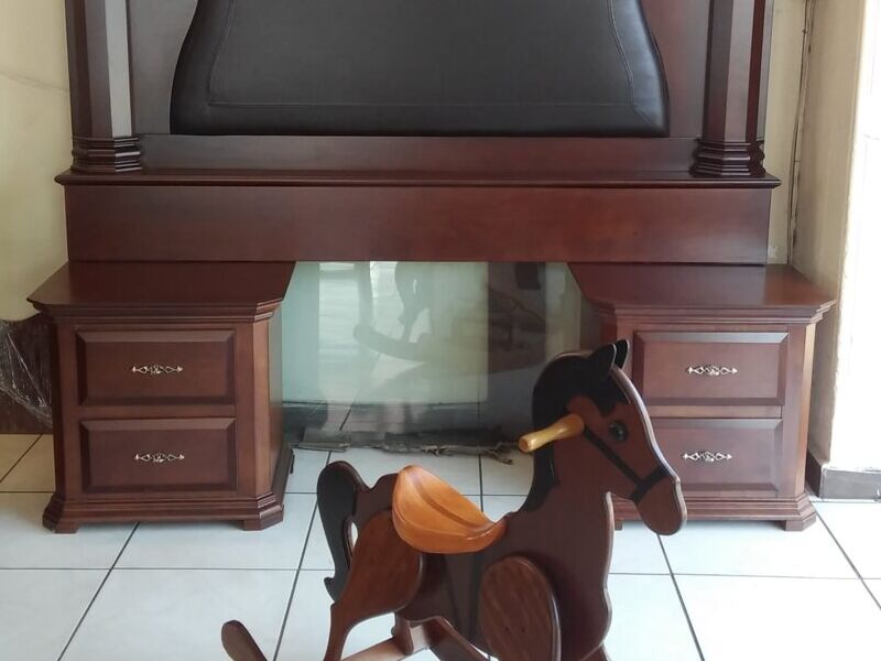 Juego Veladores y Espaldar Madera Morelia 